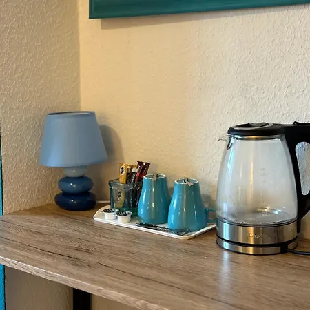 View - Breakfast - Netflix - Free Shuttle *
