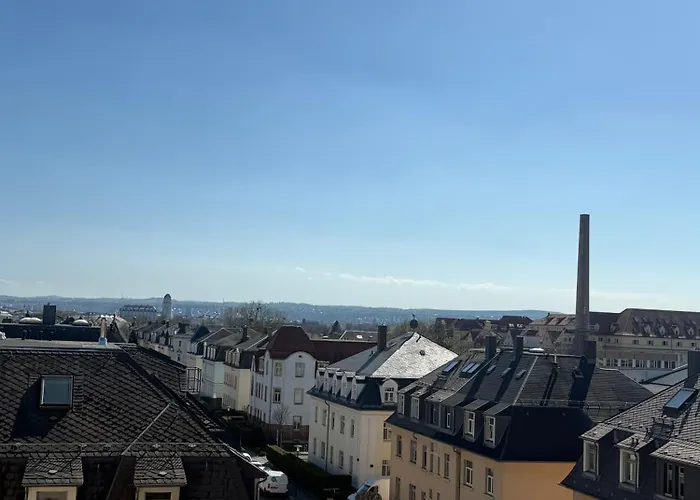 View - Wifi - Netflix - Airport Shuttle *